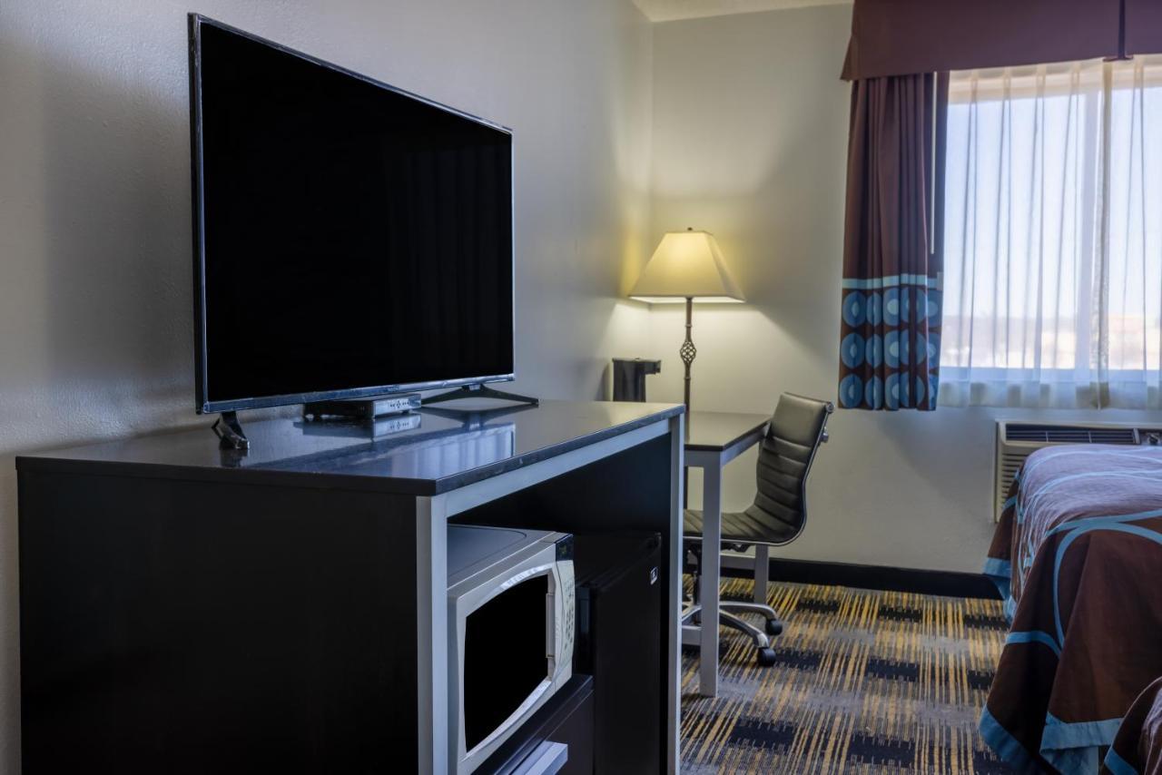 Super 8 By Wyndham Villa Rica Exterior photo