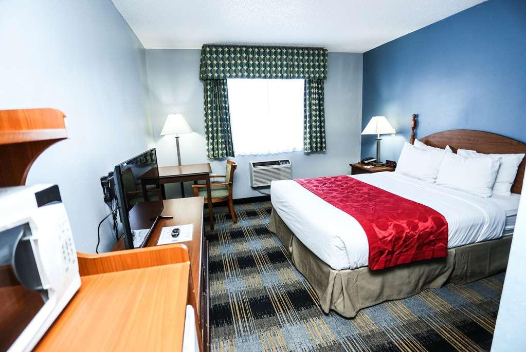 Super 8 By Wyndham Villa Rica Room photo